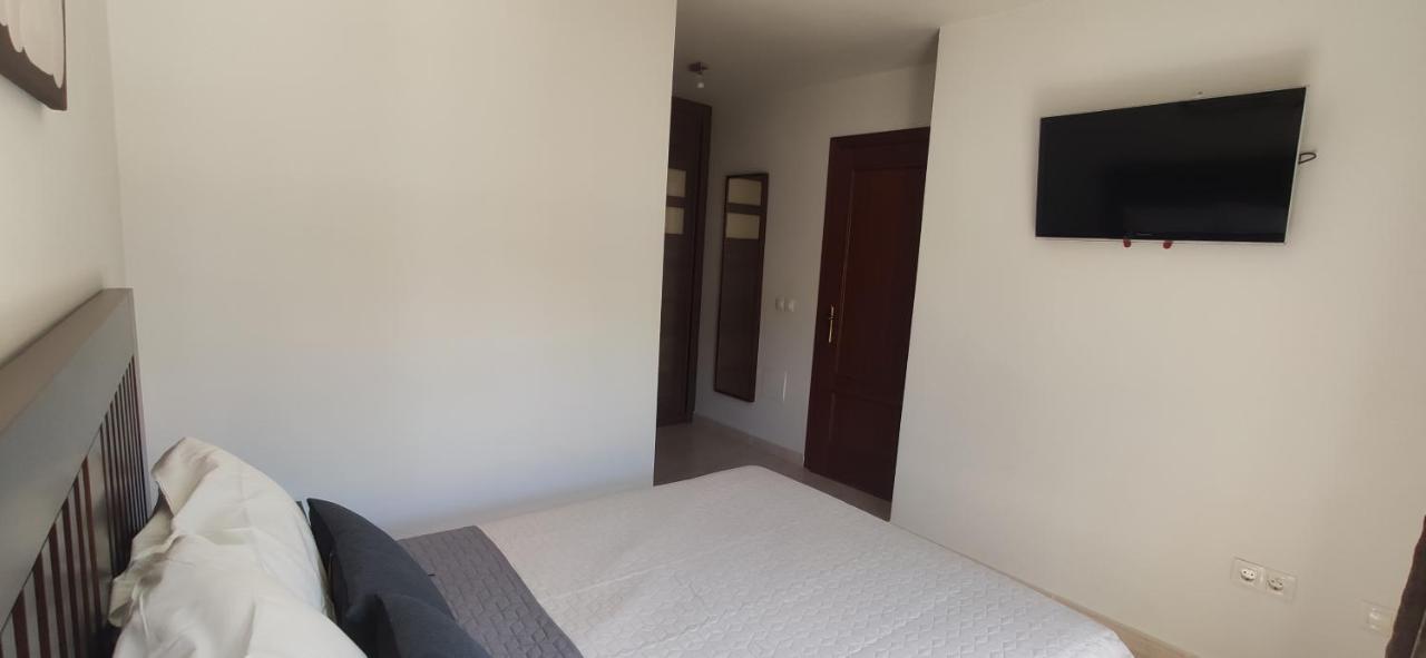 Апартаменты Huelin House Beach And Sun, Con Parking Y A 500 Metros De La Playa Малага Экстерьер фото