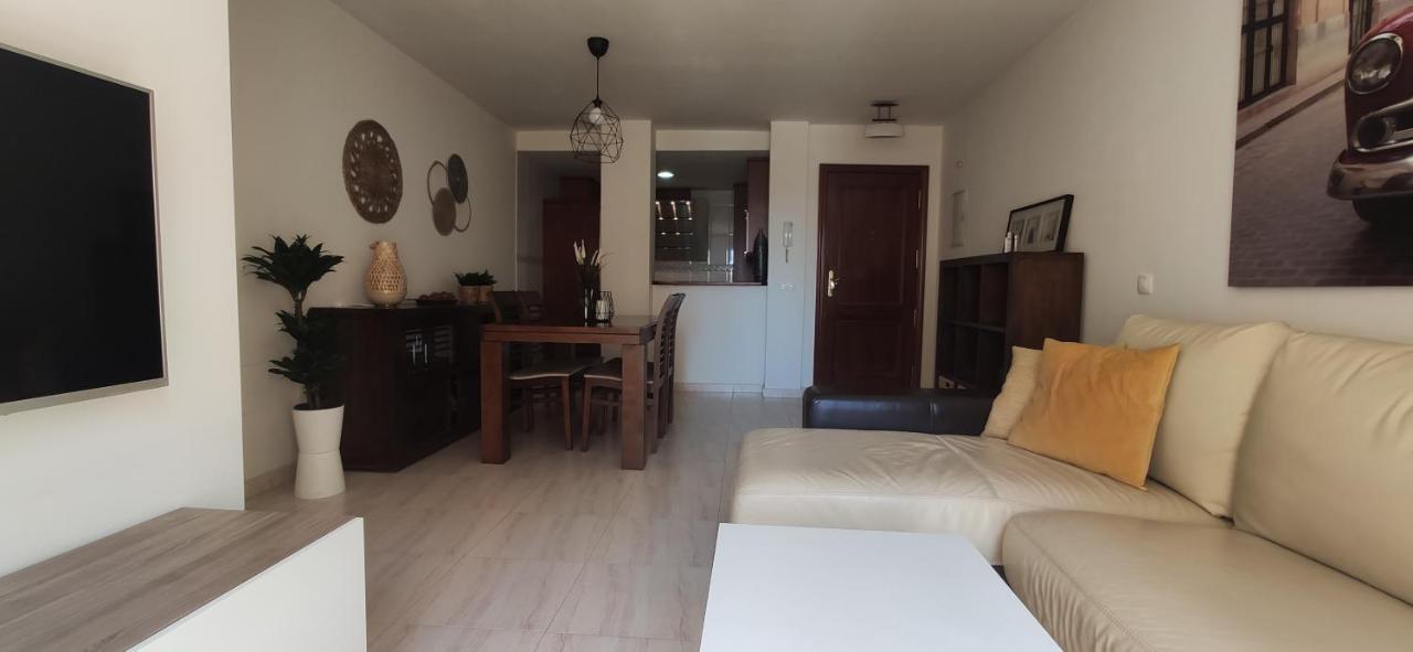 Апартаменты Huelin House Beach And Sun, Con Parking Y A 500 Metros De La Playa Малага Экстерьер фото